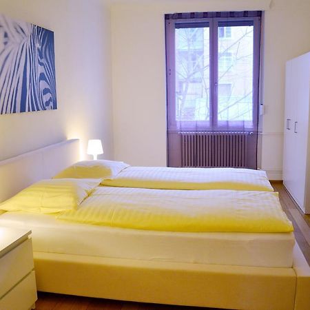 Rent A Home Landskronstrasse - Self Check-In Базель Номер фото